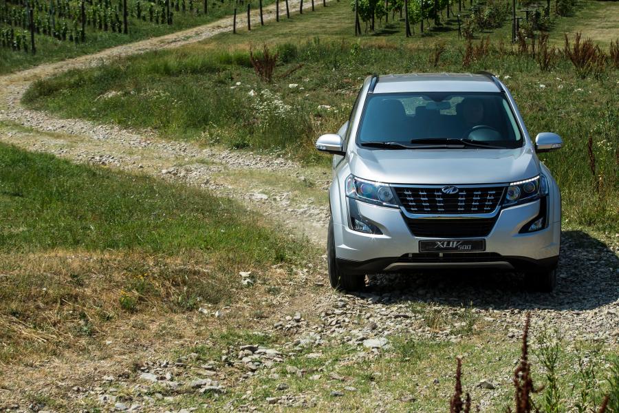  Mahindra XUV500 W6 2019 года  (EU) (фото 13 из 32)